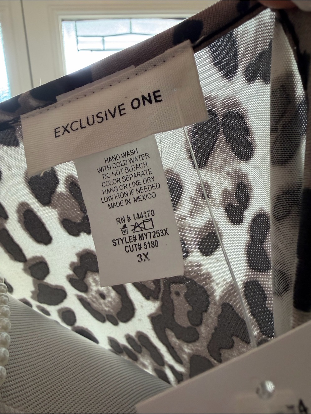 Leopard Print Short Sleeve Women's Top - Taupe/Black - Picture 5 of 5
